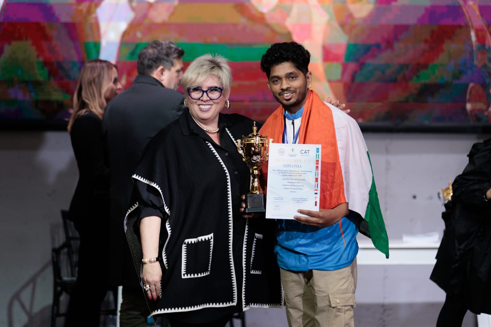 એશિયન હેર સ્ટાઇલિંગ કોમ્પિટિશનમાં સુરતનો ઘનશ્યામ ઝળક્યો,